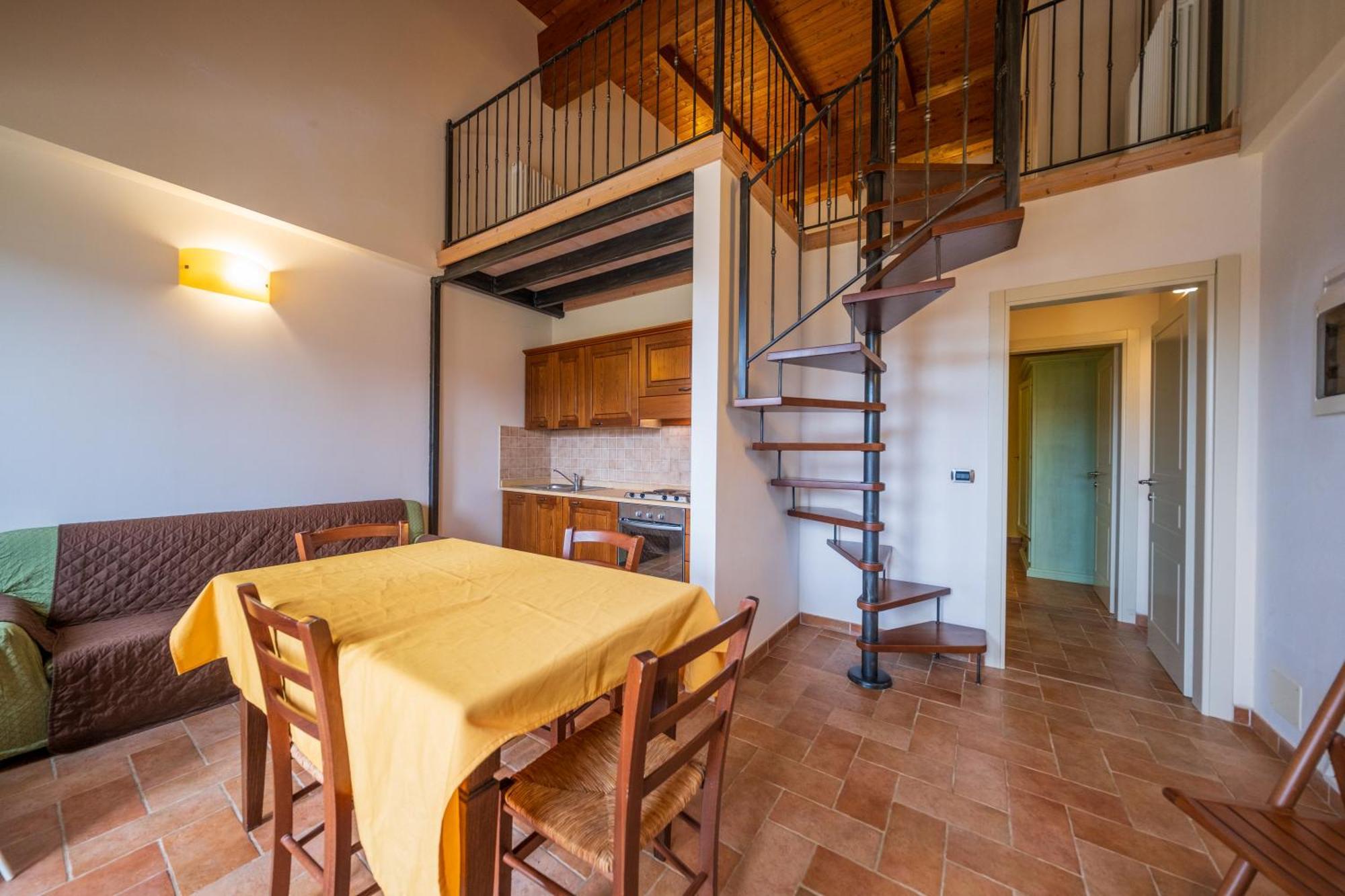 Agriturismo Borgo Biaia Camporgiano 외부 사진