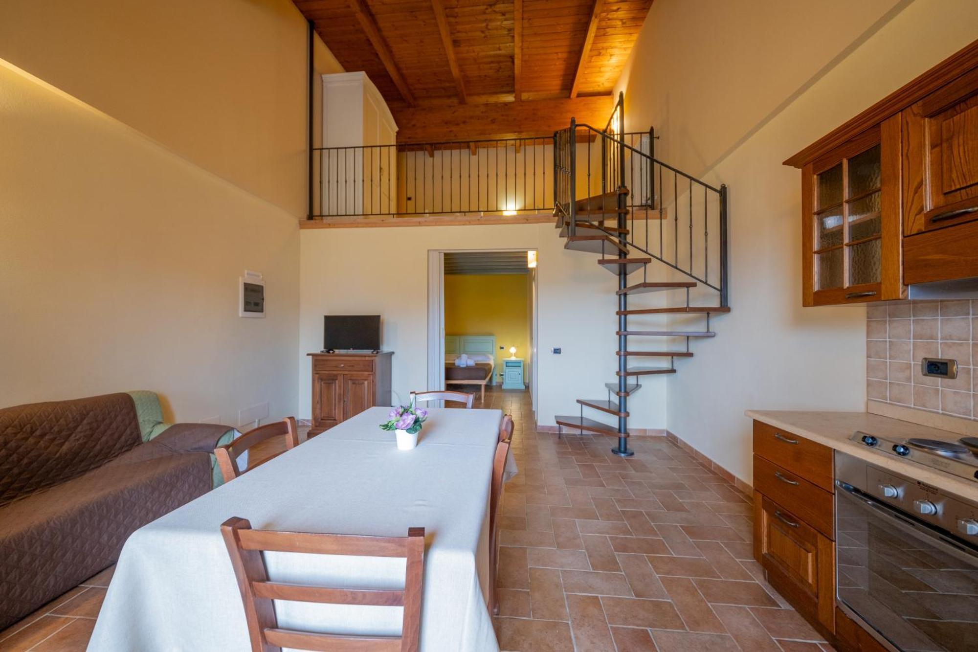 Agriturismo Borgo Biaia Camporgiano 외부 사진