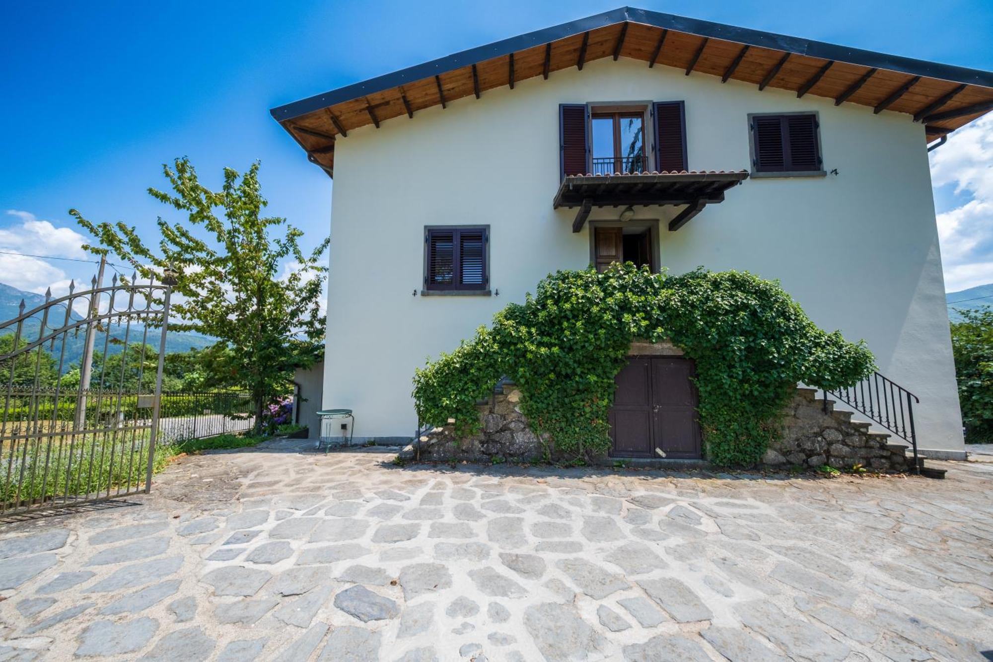 Agriturismo Borgo Biaia Camporgiano 외부 사진